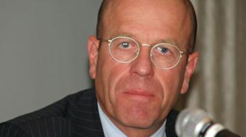 مطالبات بالتحقيق مع رئيس الكنيست الاسبق لكشفه أسرار نووي الكيان