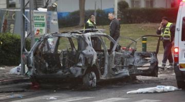 مقتل صهيونيين بإنفجار سيارة مفخخة في بيتاح تكفا