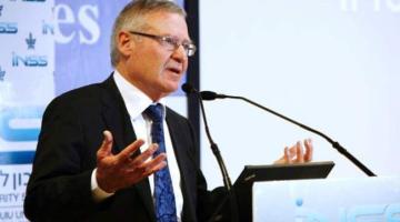 رئيس الاستخبارات السابق يدعو لإنسحاب أحادي من الضفة