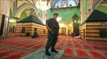 مناورة صهيونية تحاكي وقوع عملية فدائية بالحرم الإبراهيمي