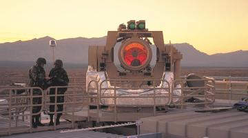 بعد فشل القبة.. العدو يختبر مدفع "آدام" لحمايته من صواريخ غزة