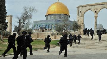 هل بدأ العدو فعلياً بفرض التقسيم الزمني في الأقصى؟