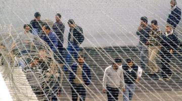 الأسير المعزول عدي عياش يعاني من سياسة الإهمال الطبي