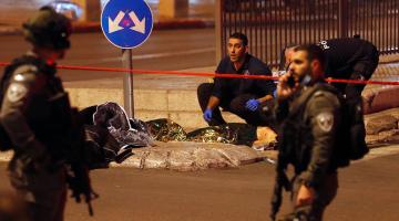  إصابة صهيونيين بعملية  طعن في القدس واستشهاد المنفذ 