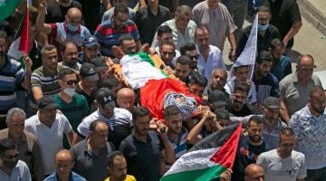 جماهير حاشدة تشيّع جثمان الشهيد أبو جلدة في جنين