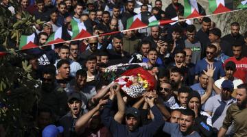 جماهير غفيرة تُشيع جثمان الشهيد سليم في قلقيلية