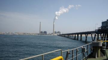 العدو يغلق شاطئ "زيكيم" ويمنع التجمعات بغلاف غزة