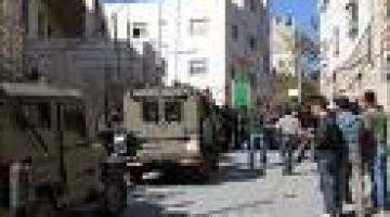 قوات الاحتلال تعتقل طفلتين قرب الحرم الإبراهيمي بالخليل