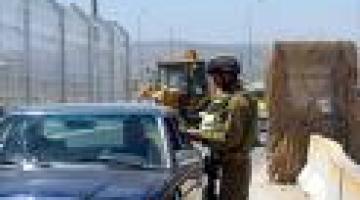 الاحتلال يعيق حركة السير ساعات طويلة على مداخل ومخارج مدن الضفة الغربية وقراها