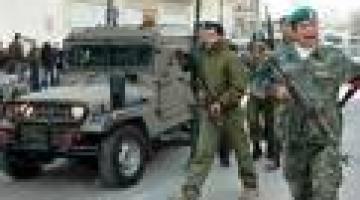 أجهزة السلطة بالضفة تعيد للاحتلال صهيونيتين تسللتا إلى طولكرم