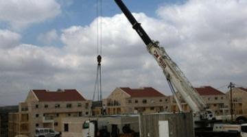 "لذر الرماد في العيون"..قرار بإخلاء عدد من البؤر الاستيطانية في الضفة المحتلة