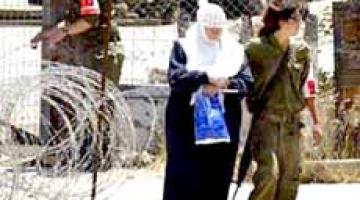 الأسيرة المحررة " نوال السعدي".. تروي تفاصيل اعتقالها الصعبة