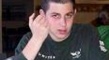 مصدر صهيوني:المكلف الجديد في تولى ملف شاليط سيدرس أولا الافراج عن شاليط بعملية عسكرية