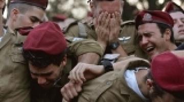 باراك: يحتج أمام "بان كي مون" علي لجنة التحقيق في جرائم الحرب ويزعم على أن جيشه الأكثر أخلاقية في العالم ..!!