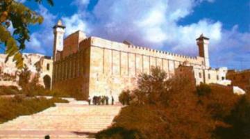 قوات الاحتلال حظرت رفع الأذان بالحرم الإبراهيمي الشريف '56' وقتا خلال أيار الماضي