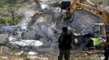 الشرطة الصهيونية تسلم أصحاب المنازل المهددة بالهدم في حي البستان بالقدس أوامر قضائية لهدمها فورا