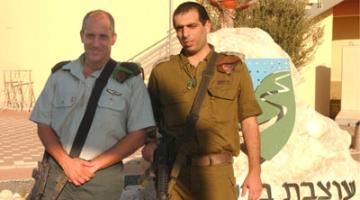 صحيفة الجارديان: ضباط صهاينة يطلبون مشاورات قانونية لمواجهة اعتقالهم