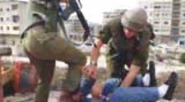 " أبطالها جنود صهاينة " مقاطع فيديو على "اليوتيوب" تظهر تعرض فلسطينيين لإهانات