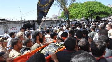 آلاف الفلسطينيين يشيعون شهداء" سرايا القدس"، والجيش الصهيوني يطلق النار علي مسيرة التشييع ويصيب 17 مواطناً