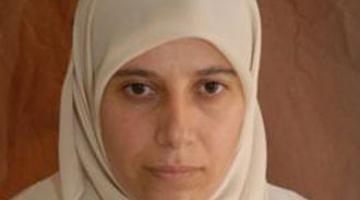 والدة الأسيرة المجاهدة "نجوى عبد الغني" : أقول للمقاومين أنتم بهجة فرحتنا وأنتم عيوننا التي نرى بها