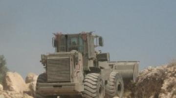 آليات صهيونية تجرف أراضي لعرب الداخل في عرابة بغرض تخصيصها لتدريبات جيش الاحتلال