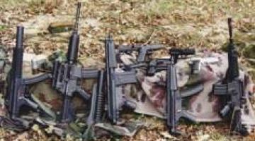 مصادر العدو: سرقة 7 بنادق من نوع أم 16 من مستودع لقوات حرس الحدود الصهيوني