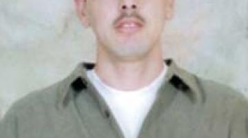 في الذكرى الثامنة لعملية "وادي الحرامية" النوعية.. فلسطين تفخر بالأسير المقاوم " ثائر حماد "