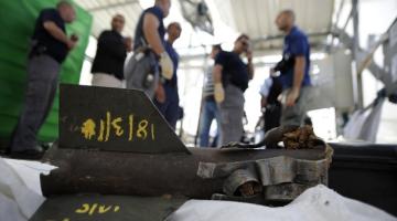 خوفاً من نيران وصواريخ المقاومة.. الصهاينة يدفعون العمال التايلنديين للعمل في مزارعهم بالقرب من الحدود مع غزة