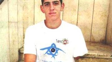 جندي صهيوني.. قبل أن يصل لغزة وصلته يد "المقاومة" ففقد ذراعه