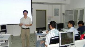 الشاباك الصهيوني يساوم الطلبة الفلسطينيين على التعاون معه مقابل دراسة الطب في الكيان