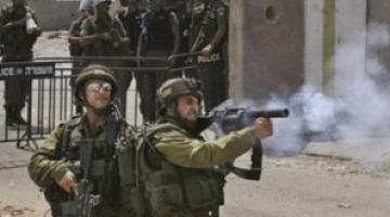 الجيش الصهيوني يستخدم قنابل غاز خطيرة لتفريق المتظاهرين ممنوع استخدامها