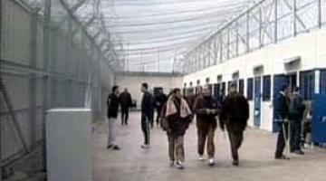 6800 سيراً في سجون الاحتلال بينهم 300 طفل و 34 أسيرة