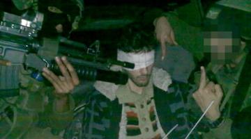 الأسرى للدراسات : صور جديدة مقززة لتعامل الجنود الصهاينة مع الأسيرات