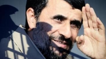 "نجاد" يتوعد باجتثاث الكيان الصهيوني من الوجود