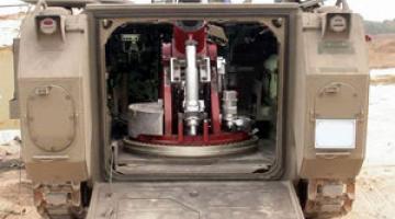 العدو يوقف منظومة "كيشت" المثبتة بالجزء الخلفي لناقلات الجند في أعقاب مقتل وإصابة5 جنود على حدود غزة