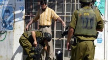 الاحتلال يزعم اعتقال فلسطيني مسلح جنوب نابلس