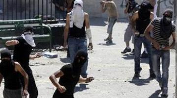 إصابة عدد من المواطنين بحالات اختناق بمواجهات في سلوان