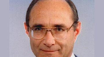 إقالة "عوزي أراد" من رئاسة مجلس الأمن القومي الصهيوني