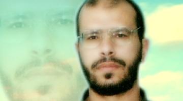 مفجر "ثورة السكاكين" الجهادية معزول بزنازين الاحتلال ولا يعلم بوفاة والده قبل يومين