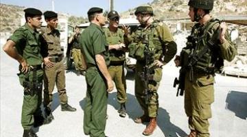 مسئول صهيوني يشيد بالتنسيق الأمني والمدني مع السلطة