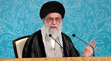 خامنئي: تهمة الإرهاب التي يوجهها الإعلام الصهيوني للمقاومة الفلسطينية لا قيمة لها