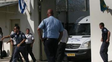 الإفراج عن مواطن اعتقل قبل شهر من خان يونس