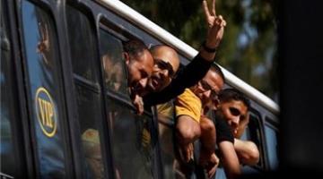 مبعوث صهيوني يصل القاهرة لبحث المرحلة الثانية من صفقة التبادل