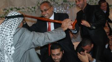 بالصور..المحرر "فؤاد الرازم" يدخل القفص الذهبي
