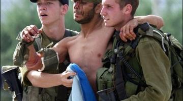 العدو: المقاومة بغزة نفذت 40 عملية خلال عام 2011