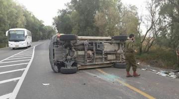 إصابة 3 جنود من جيش الاحتلال اثر انقلاب شاحنة عسكرية قرب غزة