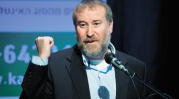 المدعي العسكري الصهيوني السابق يشرع سفك دماء الأطفال الفلسطينيين