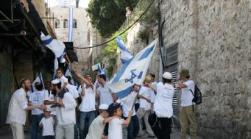 مسيرة استفزازية للمستوطنين قرب الاقصى