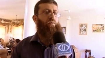 أكدت أن معنوياته عالية..الشيخ عدنان لزوجته: أشعر بأني أعيش اللحظات الأخيرة من حياتي