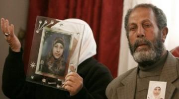 والد هناء شلبي ينفي تلقي عرضاً بإبعادها إلى غزة